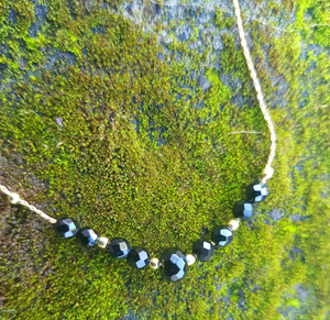 Collier ras de cou plaqué or et Onyx