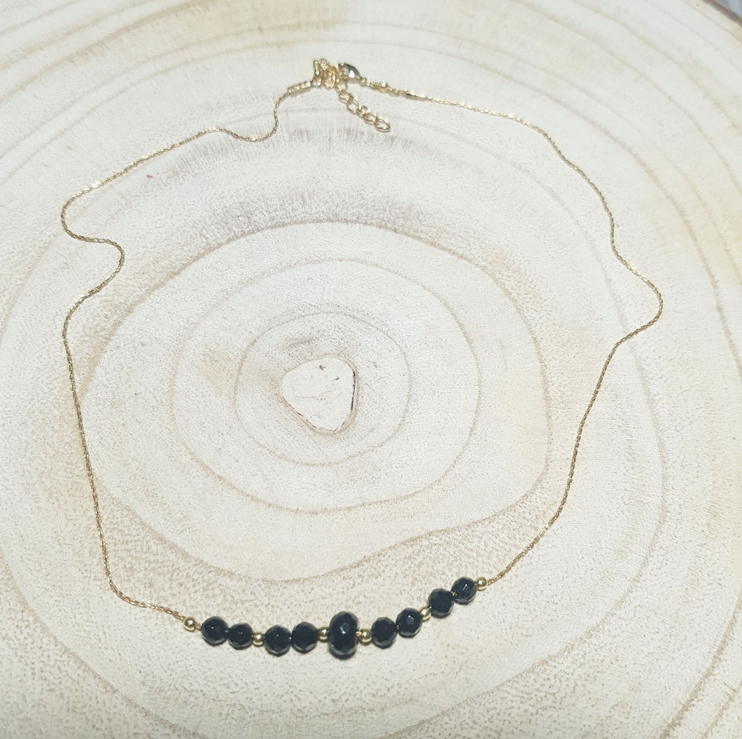 Collier ras de cou plaqué or et Onyx